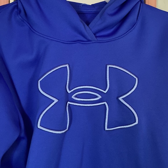 M purple under armour hoodie - Picture 2 of 4